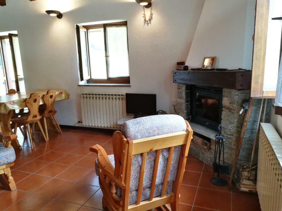 L'Atelier Du Temps - La Belle Vue Apartamento La Salle Exterior foto
